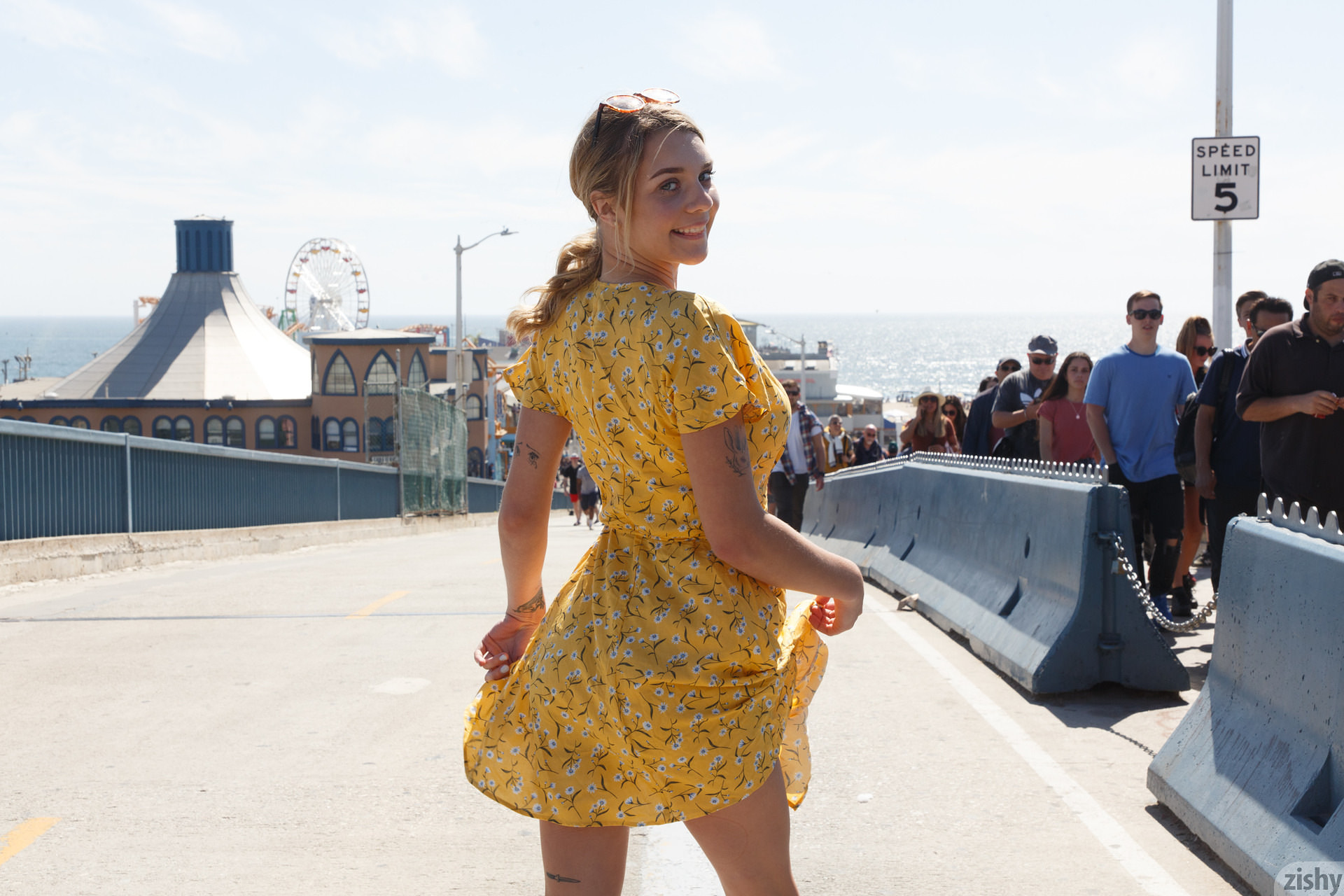 Gabbie Carter Pier Confetti Pt 1 04