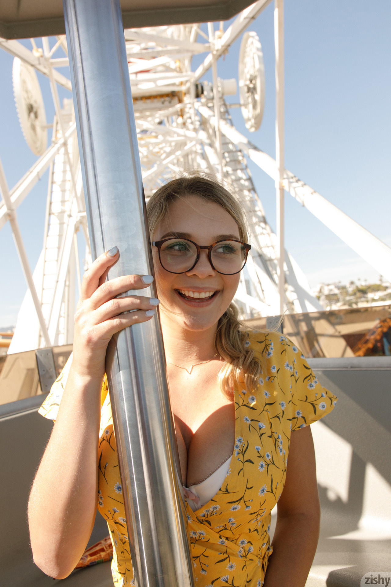 Gabbie Carter Pier Confetti Pt 2 10